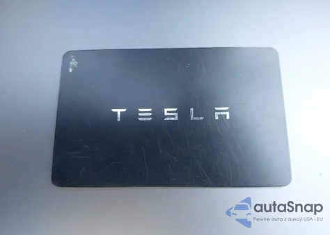 2024 Tesla Model Y Long Range Dual Motor All-Wheel Drive из США, поврежденный, VIN 7SAYGDEE7RA275003